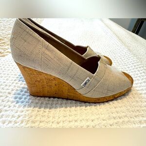 TOMS Classic Canvas Wedge - Beige Size 11